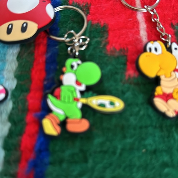 ♥️ NEW Mario Brothers Key Chains Bundle of 5 - Picture 4 of 5